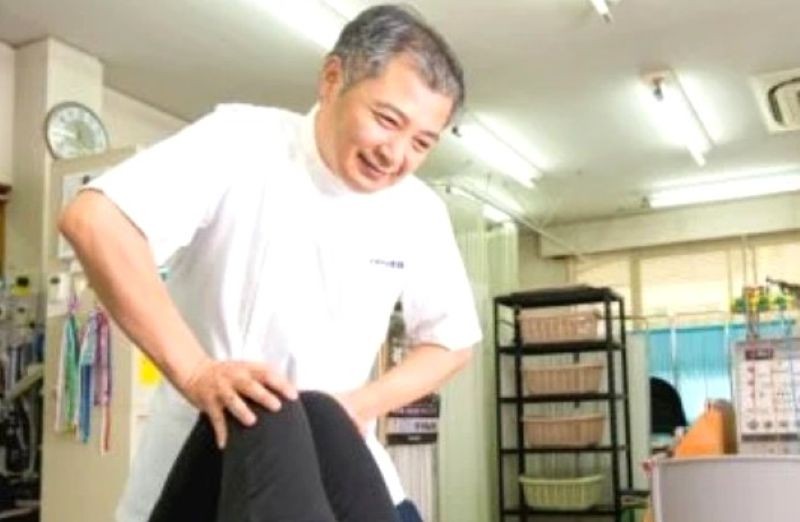 アダチ鍼灸接骨院 施術